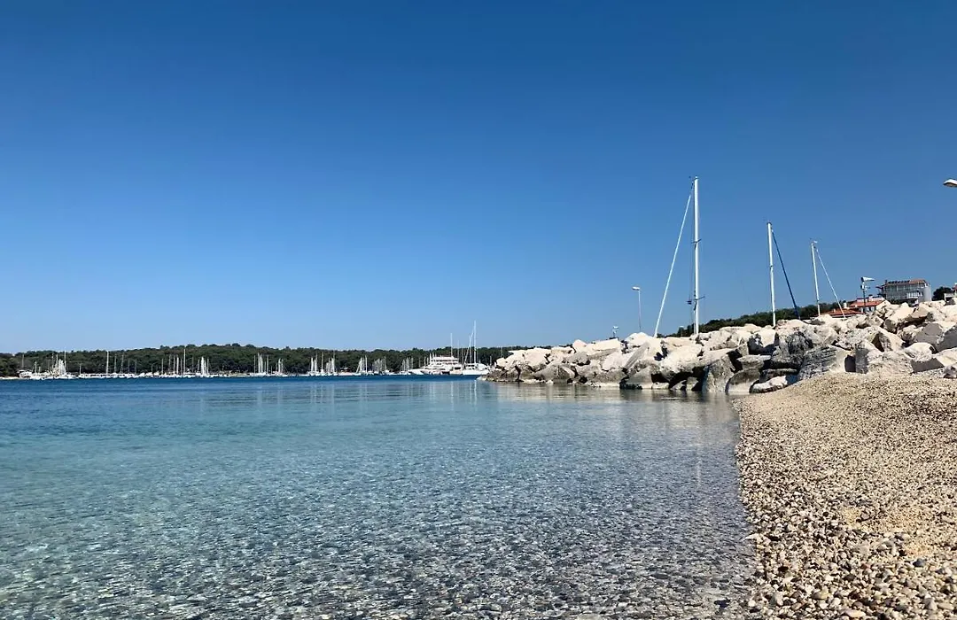Sea Breeze Studio-1