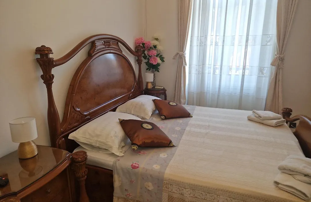 Giovanna Boutique Rooms & Pool-1