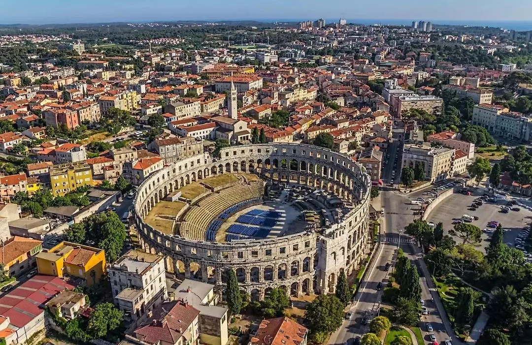 Pula Antic Rooms In Center (Adults Only)-1