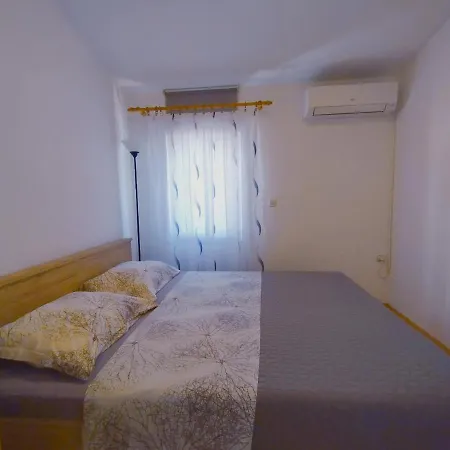 Room Omera-3