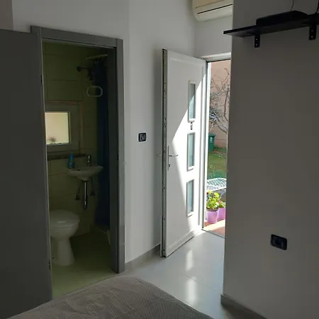 Room Ket-2