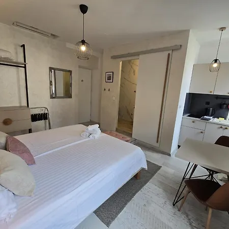 Studio Apartments - Pula City Center-3